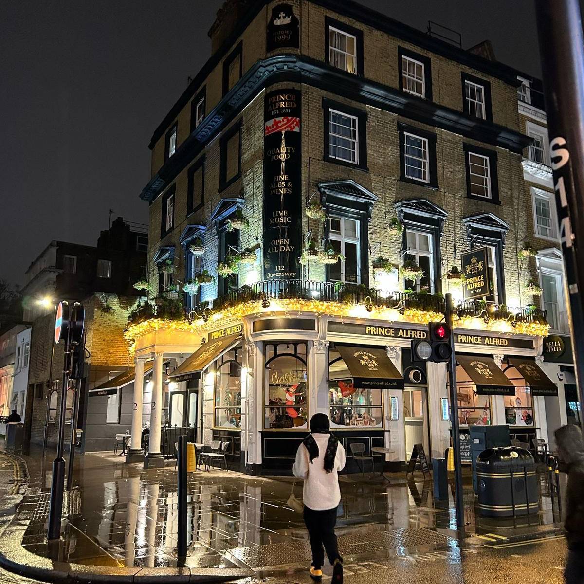 Electrician in London
